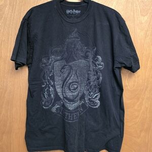 🔴 Harry Potter Slytherin Crest Tee